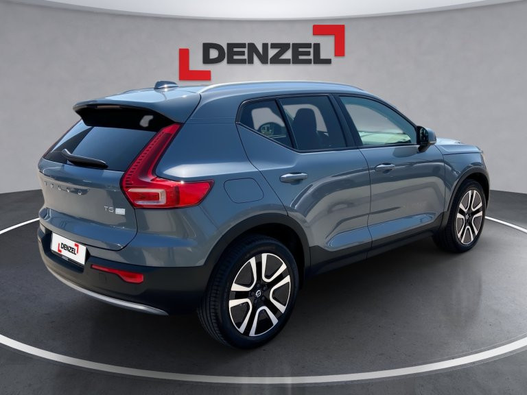 Bild 3: VOLVO PKW XC40 T5 PHEV FWD Momentum Pro Aut.