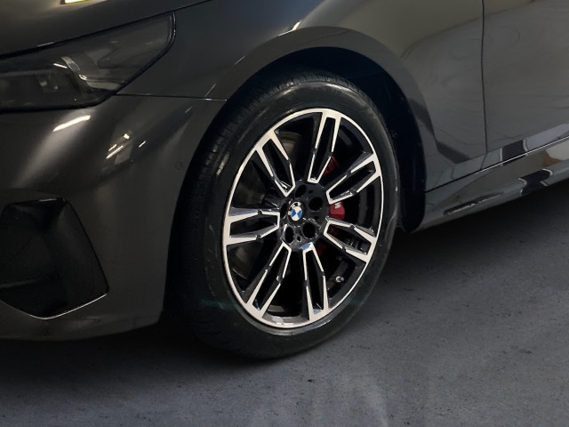 Bild 0: BMW i5 xDrive40 Touring