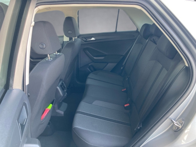 Bild 11: VW T-Roc Life TSI