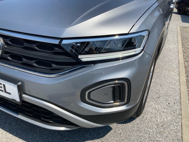 Bild 6: VW T-Roc Life TSI