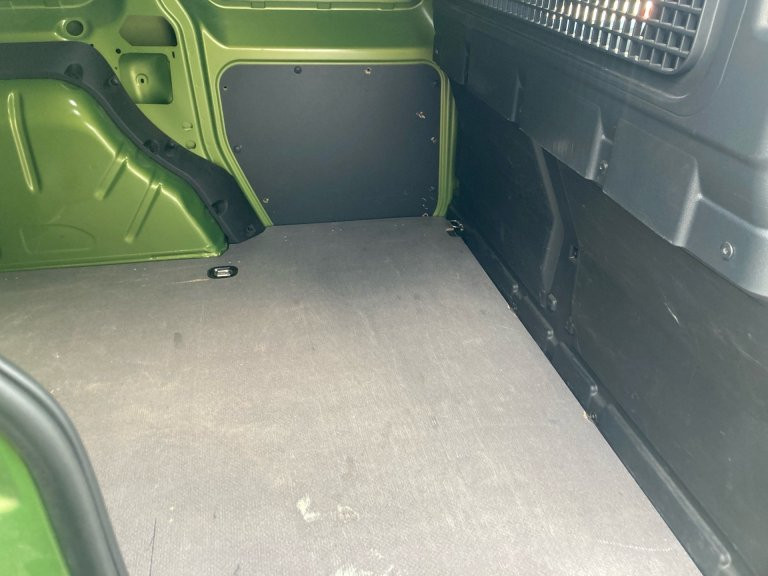 Bild 9: VW Caddy Cargo Entry 1,