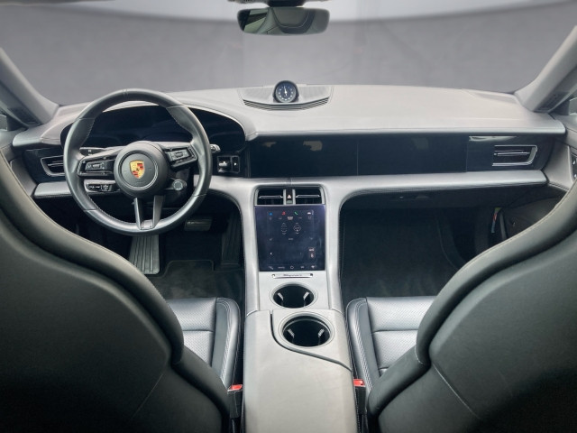 Bild 8: Porsche Taycan 4