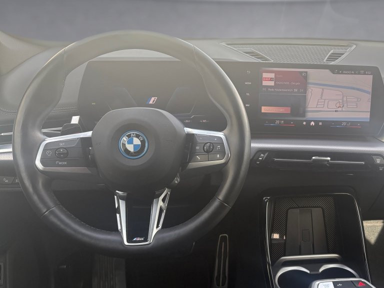 Bild 6: BMW PKW i-Serie iX1 xDrive30 U11 XE2
