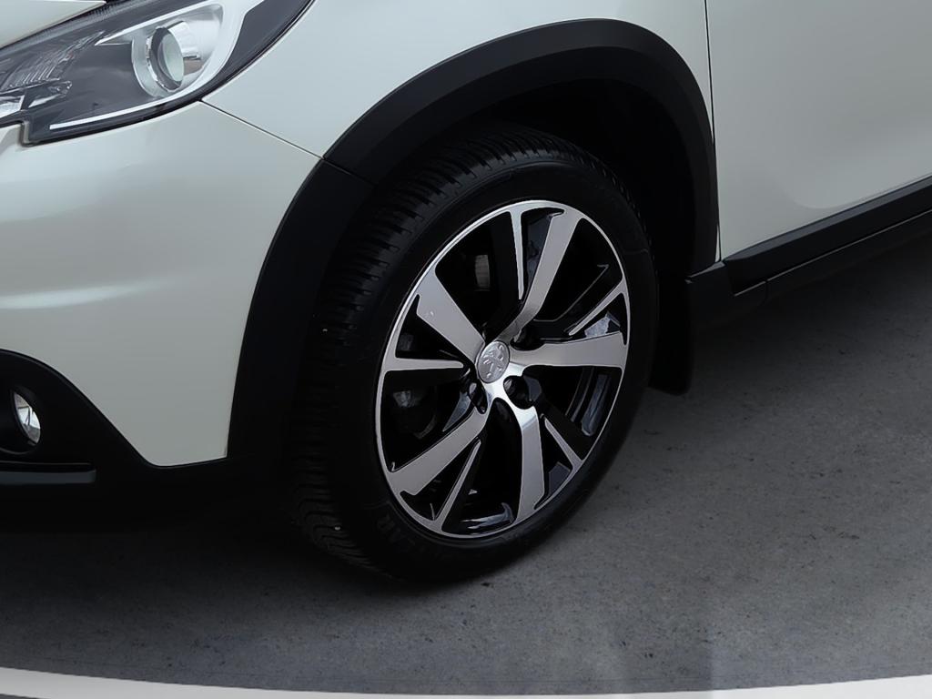 Bild 7: Peugeot 2008 1,2 PureTech  S&S GT Line EAT