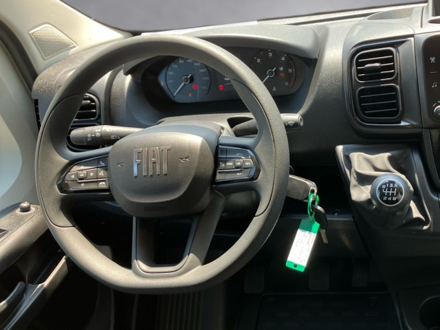 Bild 9: Fiat Transporter Ducato Maxi L3H2 KW 3.5T Diesel 140 Manuell