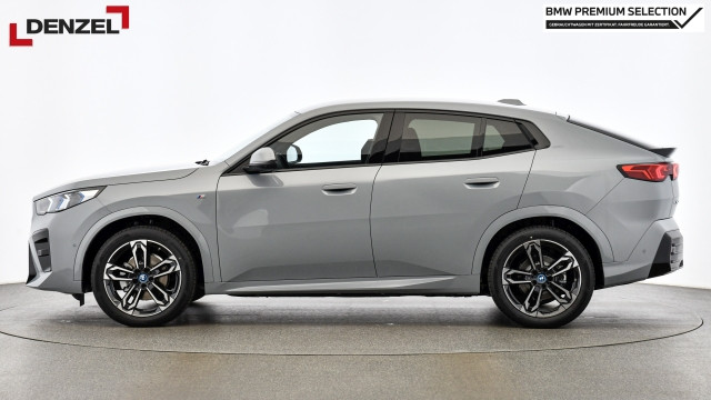 Bild 3: BMW iX2 eDrive 20 U10