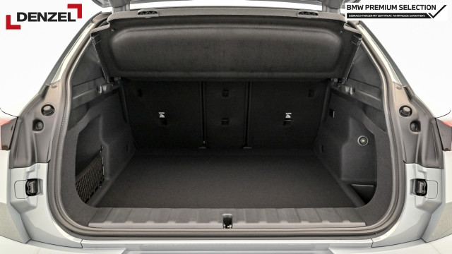 Bild 8: BMW iX2 eDrive 20 U10