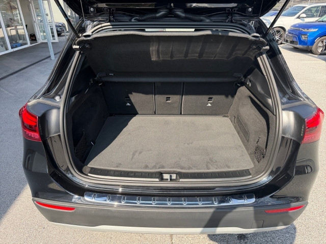 Bild 12: Mercedes GLA 180