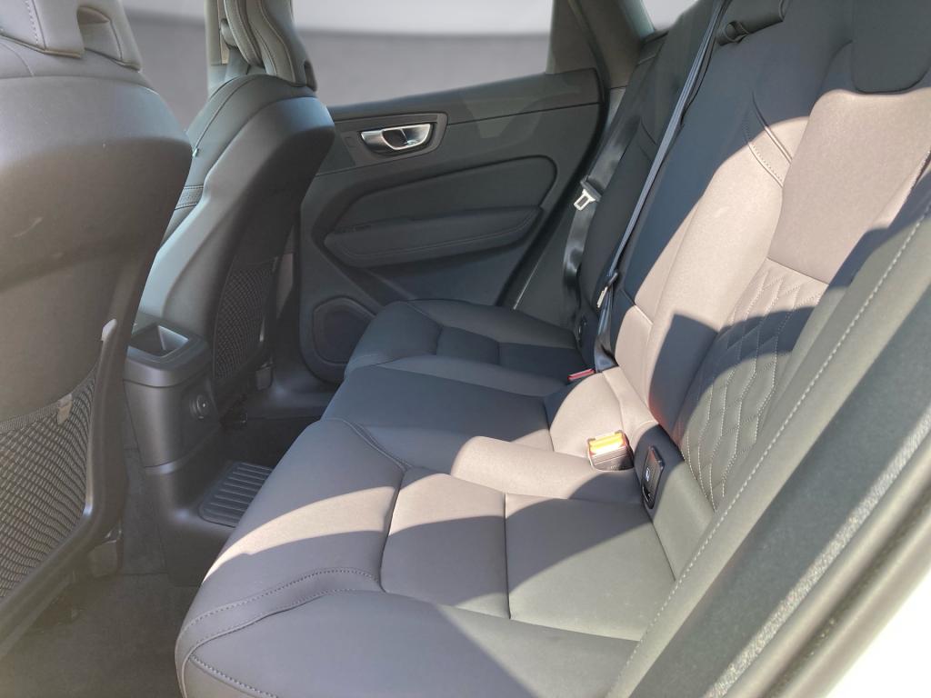 Bild 11: VOLVO PKW XC60 Plus, T6 eAWD Plug-in Hybrid, Elektrisch/Benzin, Dark