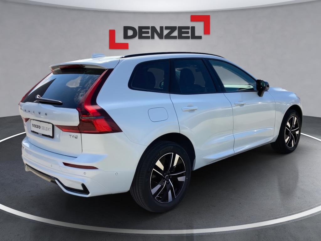 Bild 3: VOLVO PKW XC60 Plus, T6 eAWD Plug-in Hybrid, Elektrisch/Benzin, Dark