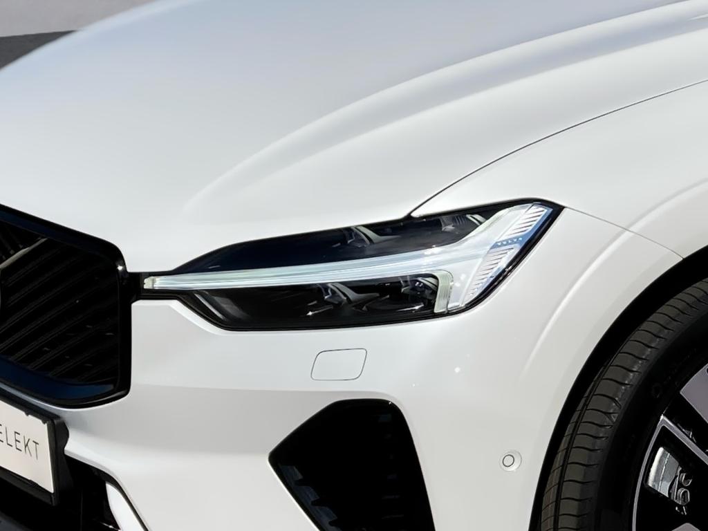 Bild 6: VOLVO PKW XC60 Plus, T6 eAWD Plug-in Hybrid, Elektrisch/Benzin, Dark
