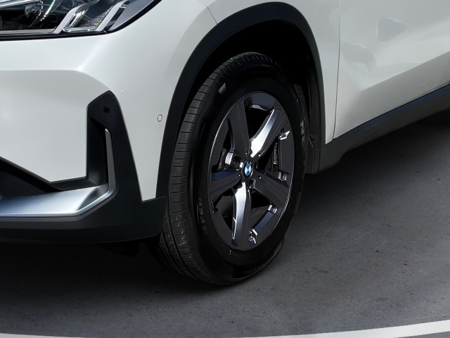 Bild 7: BMW X1 sDrive18i U11 B38