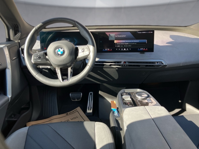 Bild 8: BMW iX xDrive45