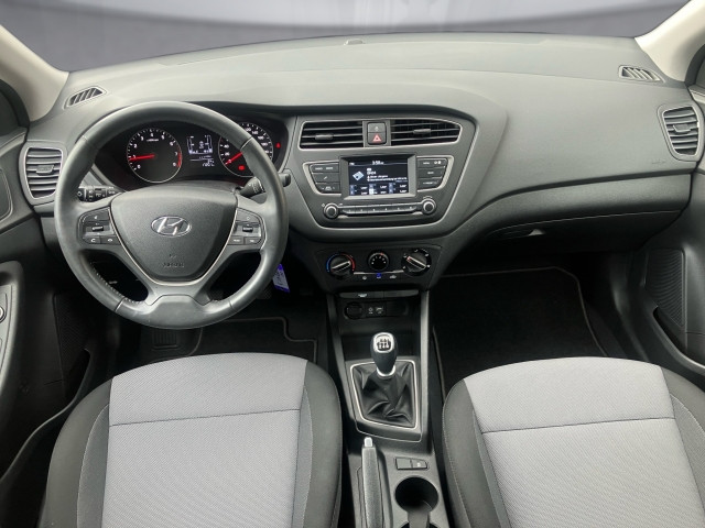 Bild 8: Hyundai i20 Level 2 Plus