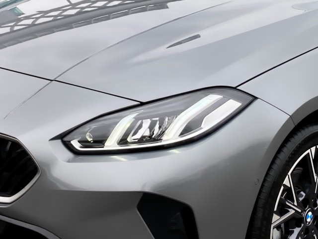 Bild 6: BMW 120 5-Türer F70 B38