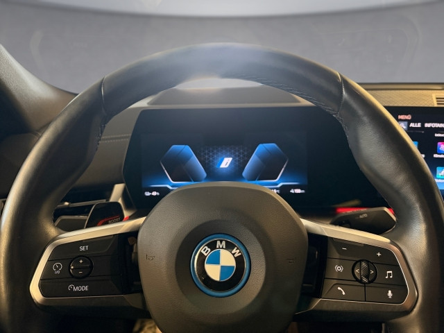 Bild 9: BMW iX2 xDrive30 66,5kWh
