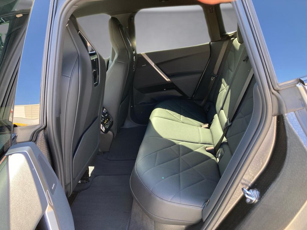 Bild 11: BMW iX xDrive40 71kWh