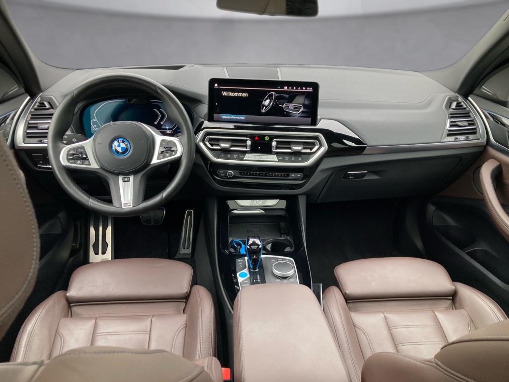 Bild 8: BMW iX3 M 73,8kWh Sport