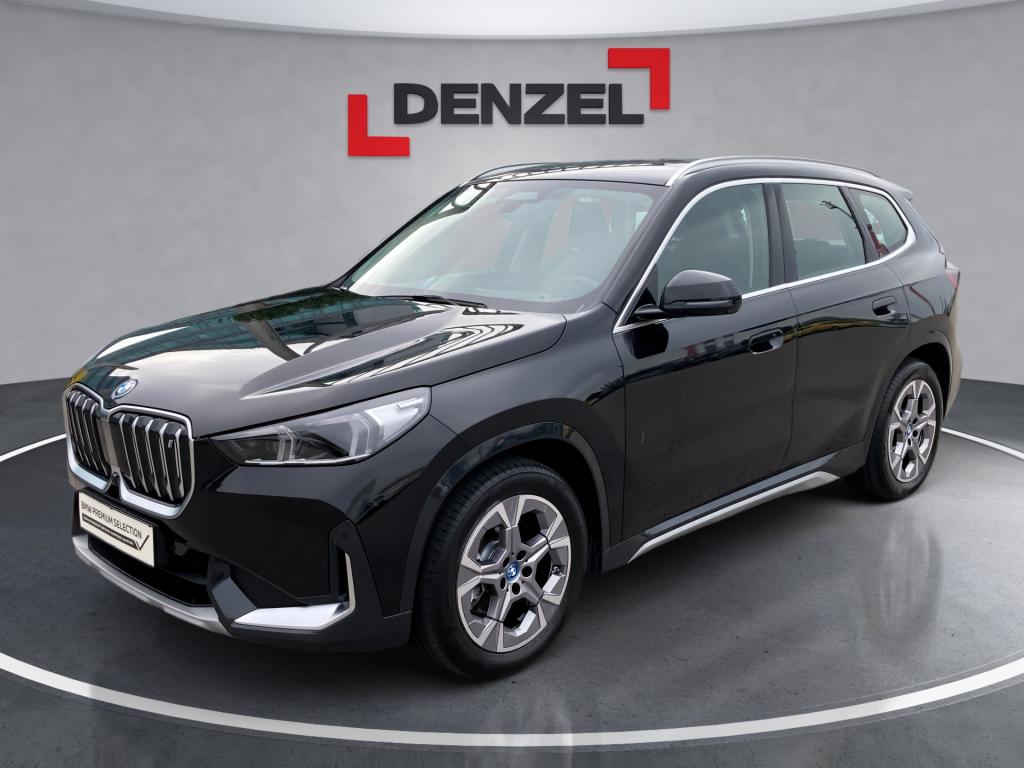 Bild 0: BMW iX1 xDrive30 64,7kWh